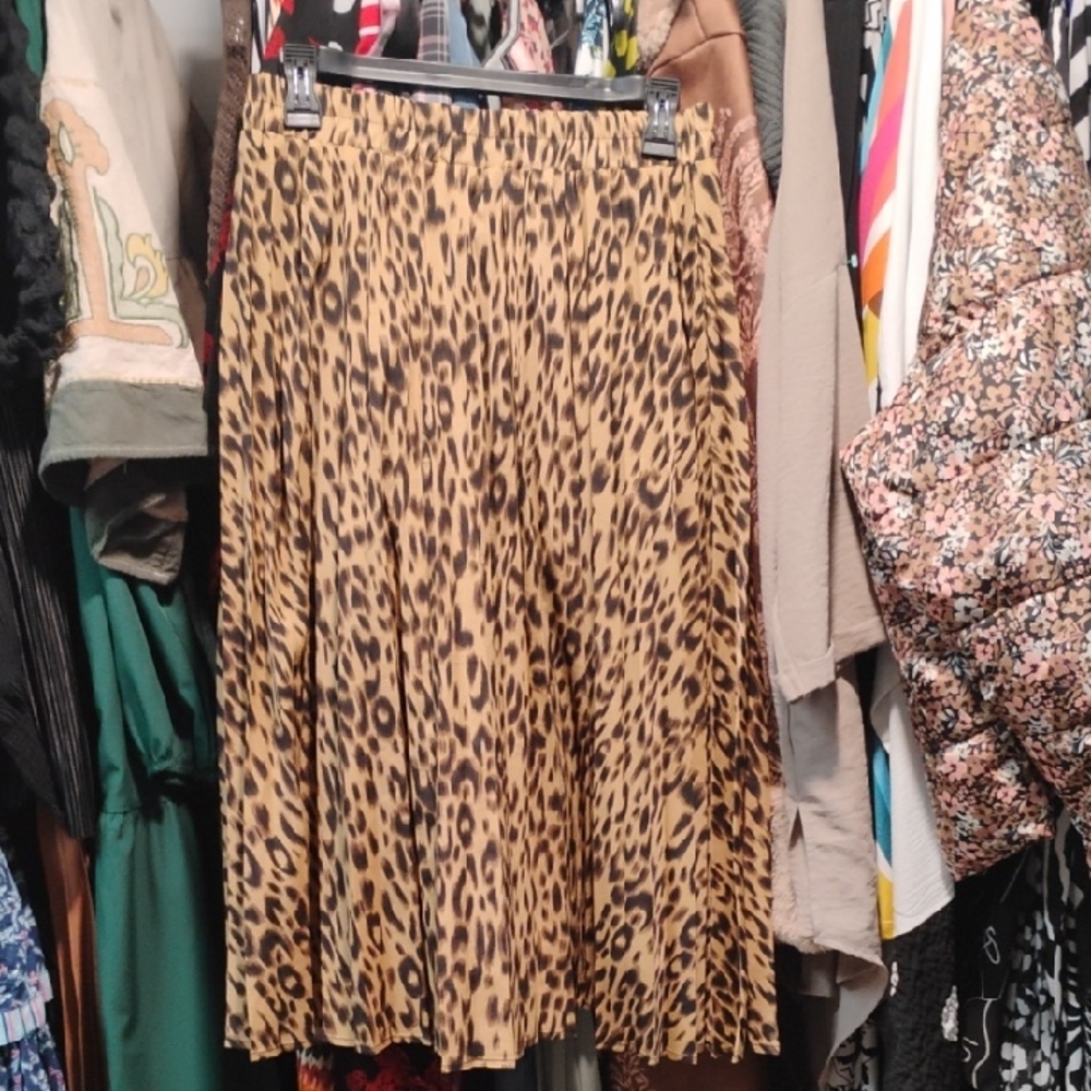 Leapord Pleated Skirt